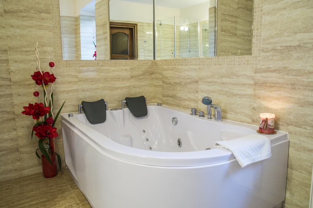 Hotel Mazurski Dworek Mikołajki Pokoj fotografie