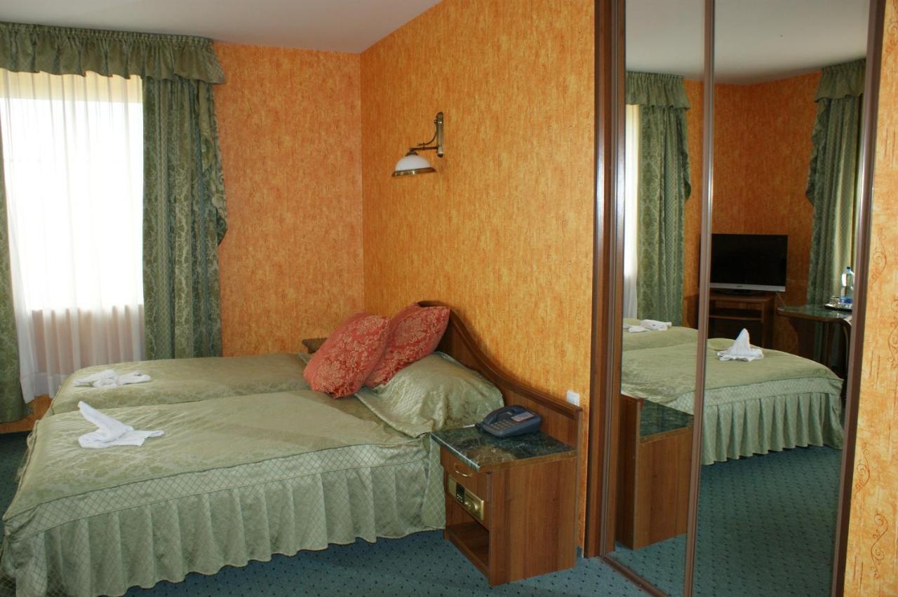 Hotel Mazurski Dworek Mikołajki Pokoj fotografie